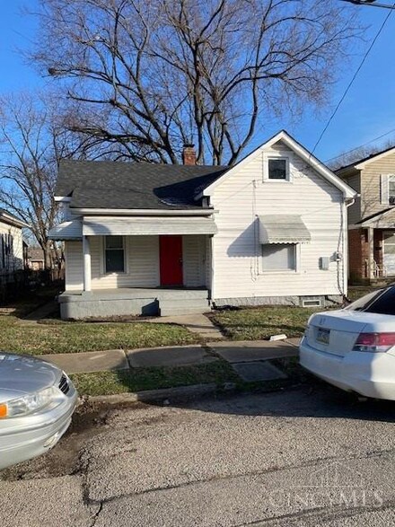 1315 Grove St, Middletown, OH 45044