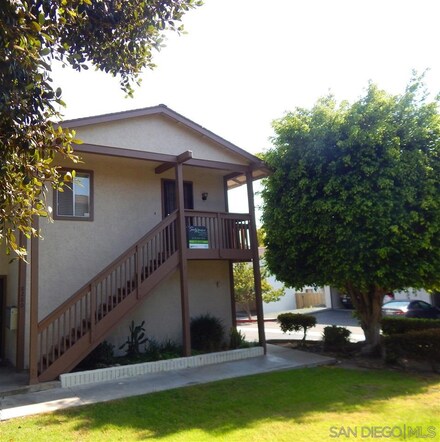 8280 Echo Dell Rd, San Diego, CA 92119