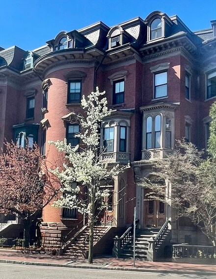 565 Massachusetts Ave Unit 5, Boston, MA 02118