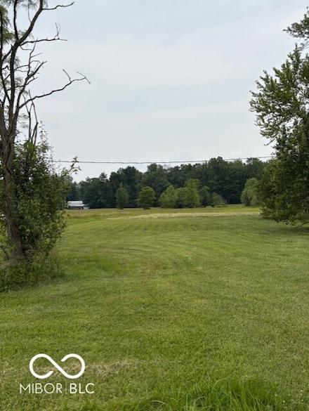 320 E Santee Dr, Lake Santee, IN 47240