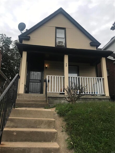 4946 Plover Ave, Saint Louis, MO 63120