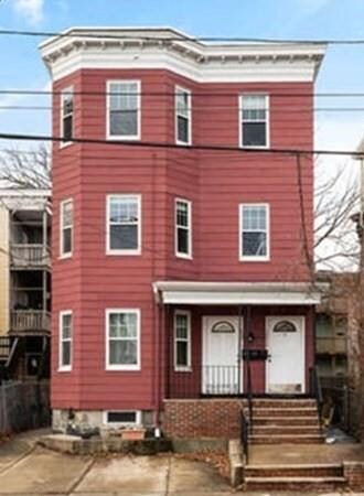 137 Laurel St Unit A, Malden, MA 02148