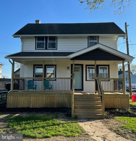 59 E Maple Ave, Penns Grove, NJ 08069