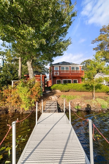 33 Treasure Island Rd, Plainville, MA 02762