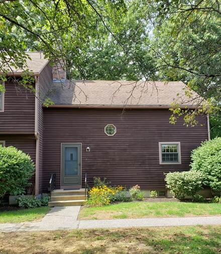1 Adams Ct Unit D, South Deerfield, MA 01373