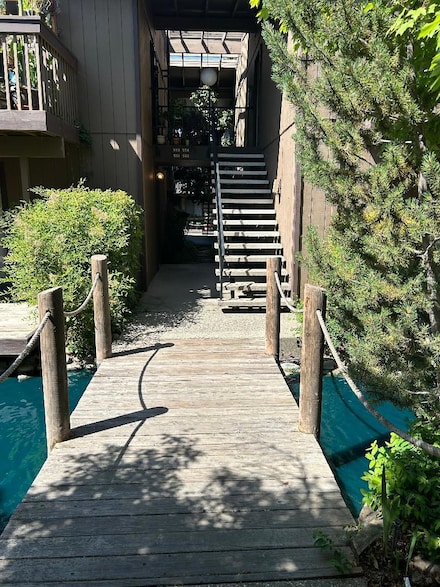 957 Fulton Ave, Sacramento, CA 95825