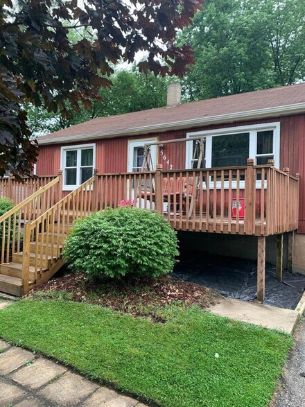 5642 W 24th Ave, Gary, IN 46406
