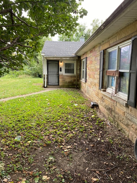 2163 Admiral Dr, Indianapolis, IN 46219