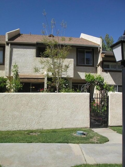 1842 E Avenue j2 Unit 5, Lancaster, CA 93535