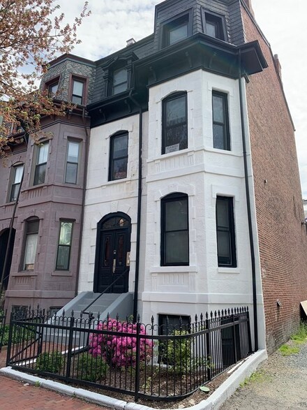 1 Wigglesworth St Unit 1, Roxbury Crossing, MA 02120