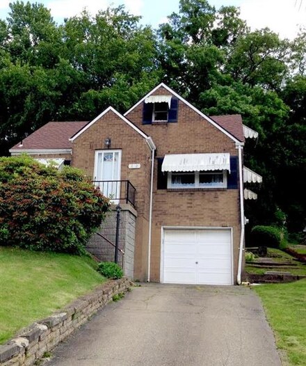 812 Locust St, Turtle Creek, PA 15145