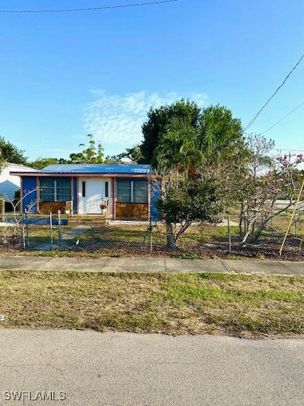 261 Redlin St, North Fort Myers, FL 33903