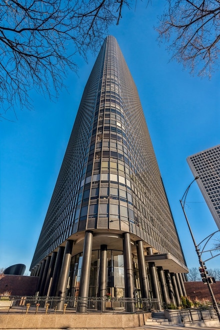 5415 N Sheridan Rd Unit 2809, Chicago, IL 60640