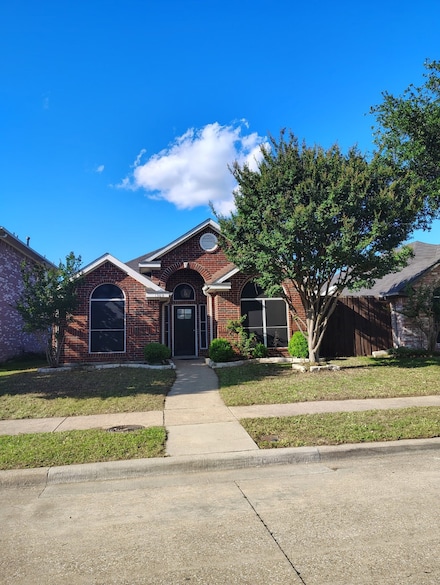 1309 Brookfield Dr, Rowlett, TX 75089