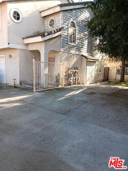 14020 Orizaba Ave Unit 4A, Paramount, CA 90723