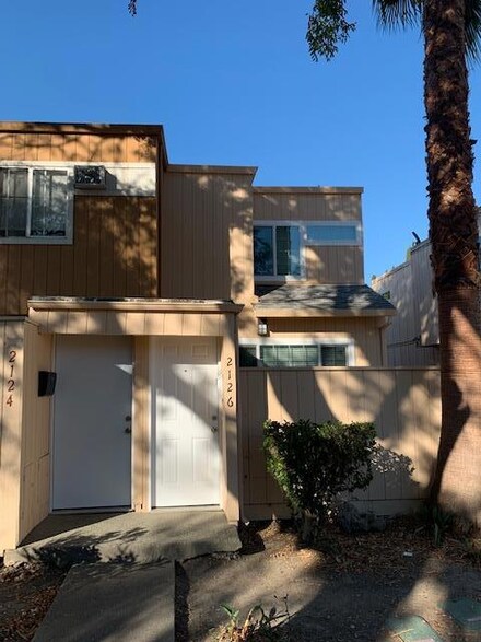 2126 Alexian Dr, San Jose, CA 95116