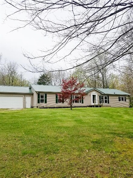 1159 Beech Church Rd, Coal City, IN 47427