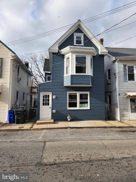 207 High St, Hagerstown, MD 21740