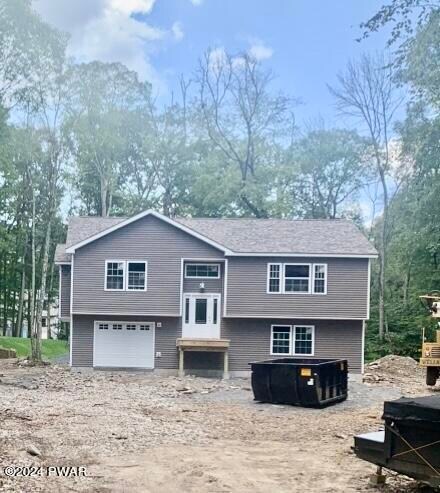 108 Mountain Laurel Ln, Milford, PA 18337