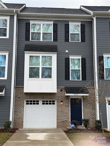 5038 Springarn Ct, Charlotte, NC 28208