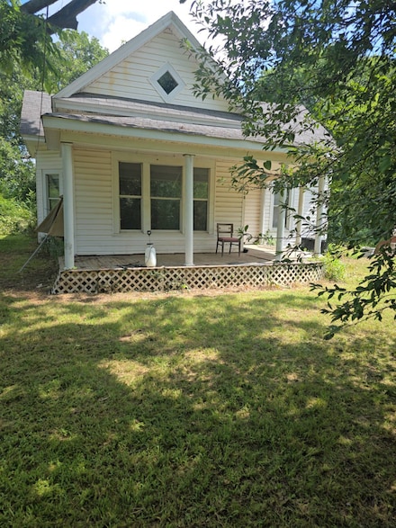 188 W Commercial St, Ratcliff, AR 72951