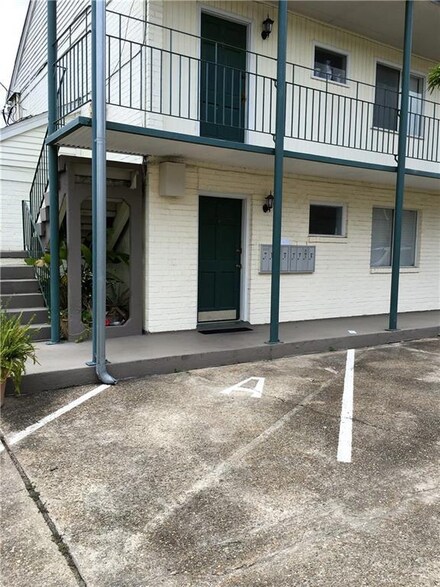 418 Pelican Ave Unit A, New Orleans, LA 70114