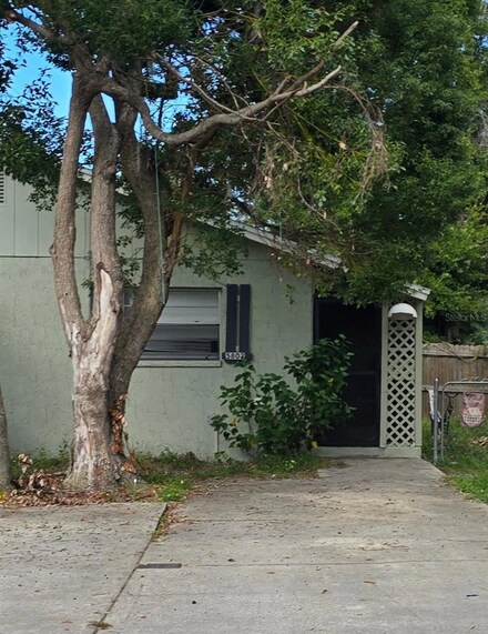 5800 Virginia Ave, Port Richey, FL 34652