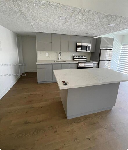 9331 SW 4th St Unit 216B, Miami, FL 33174