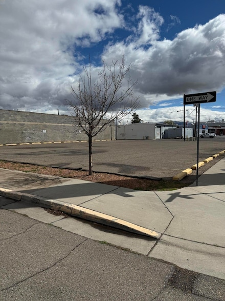 215 Marble Ave NW, Albuquerque, NM 87102
