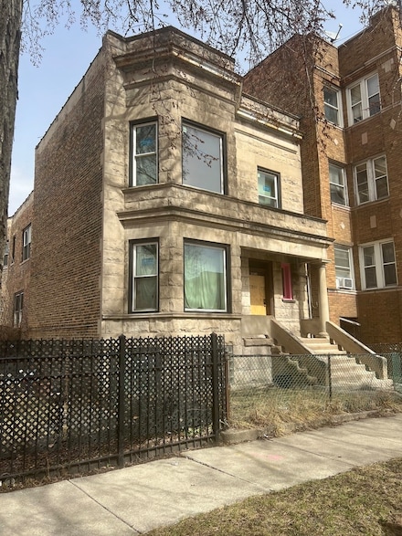 4340 W Jackson Blvd, Chicago, IL 60624