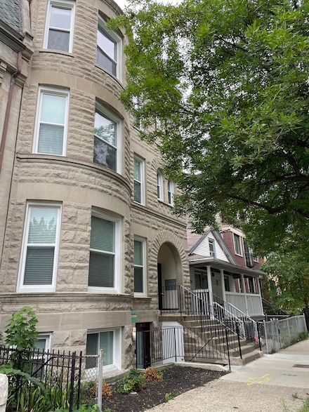 2233 W Washington Blvd Unit G, Chicago, IL 60612
