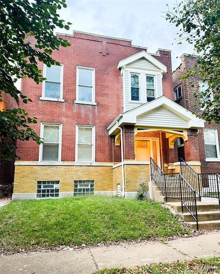 3647 Pennsylvania Ave, Saint Louis, MO 63118