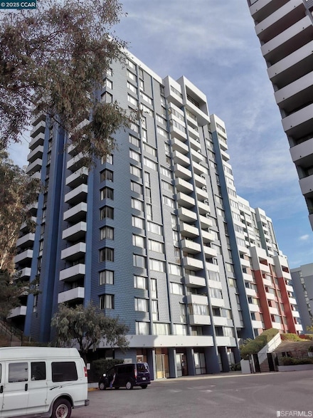555 Pierce St Unit 328, Albany, CA 94706