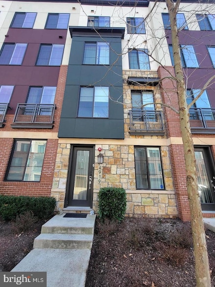4919 Trail Vista Ln, Chantilly, VA 20151
