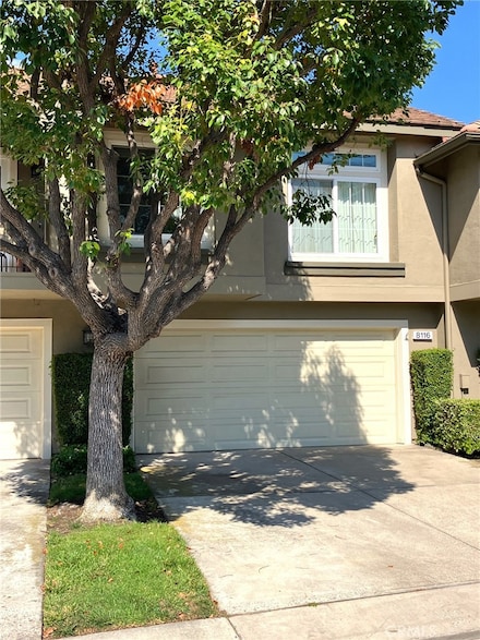 8116 E Oak Ridge Cir, Anaheim, CA 92808