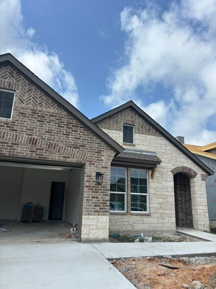 2017 Kelva Dr, Haslet, TX 76052
