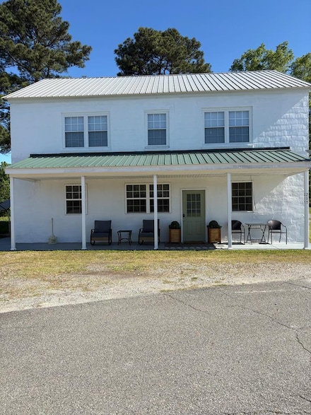 217 Creedle Dr, Clarksville, VA 23927