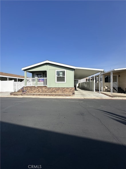 4400 Philadelphia St Unit 38, Chino, CA 91710