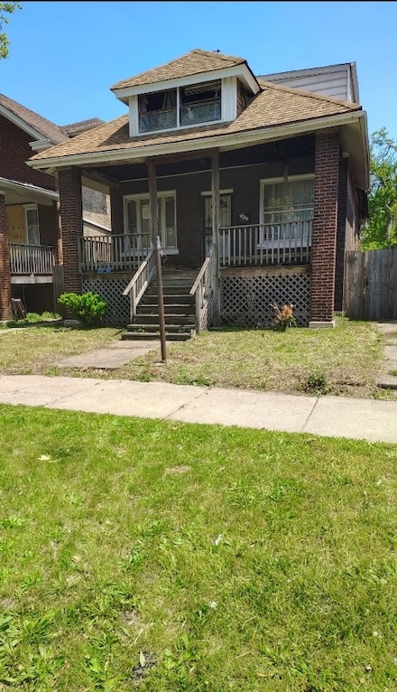 7925 S Ridgeland Ave, Chicago, IL 60617