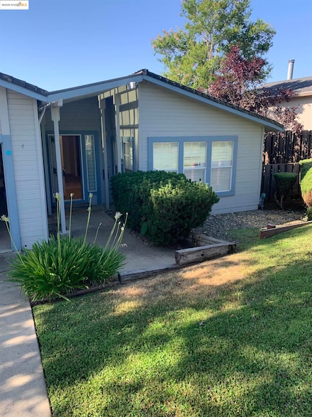 12800 Honey Locust Ct Unit 4, Sonora, CA 95370