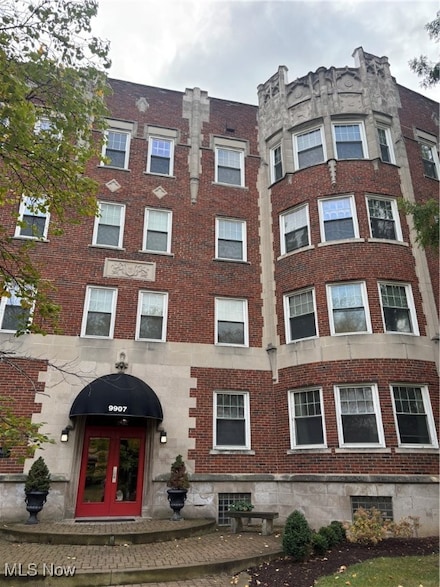 9907 Lake Ave Unit 402, Cleveland, OH 44102