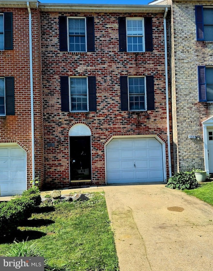19 Stonewall Ct, Harpers Ferry, WV 25425