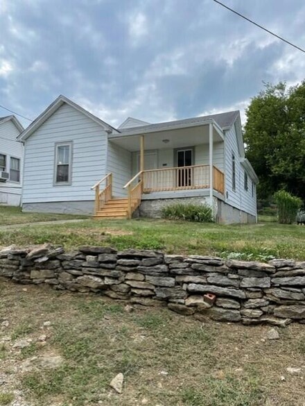 724 Hillcrest Ave, Frankfort, KY 40601