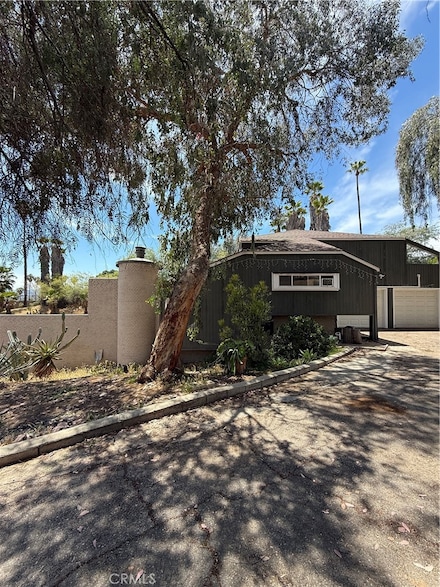 2390 Prenda Ave, Riverside, CA 92504