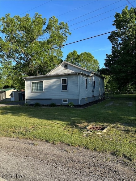 1166 Greenville Rd, Cortland, OH 44410