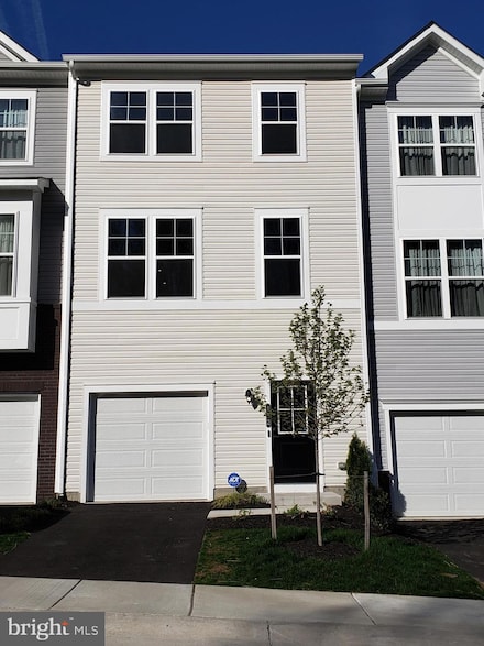 112 Huff Dr, Stafford, VA 22554