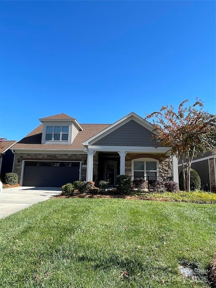 1344 Garden Vista Dr, Matthews, NC 28104