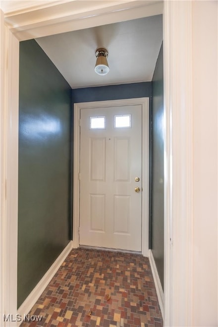 3797 Northwood Rd, Cleveland, OH 44118