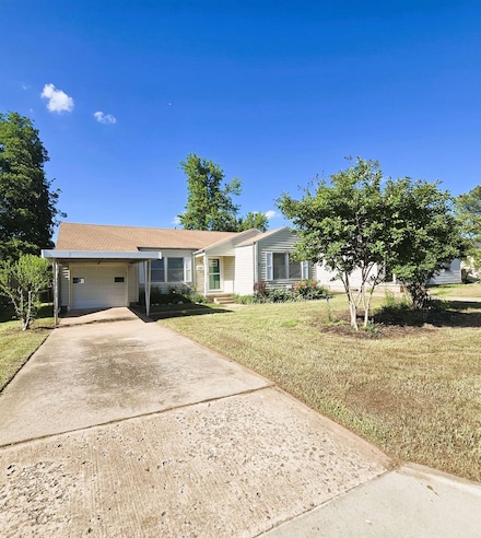 818 W Thompson Ave, Enid, OK 73701