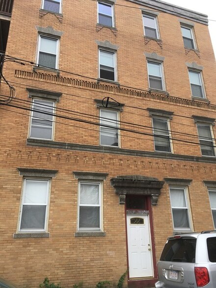56 Ward St Unit 4B, Salem, MA 01970